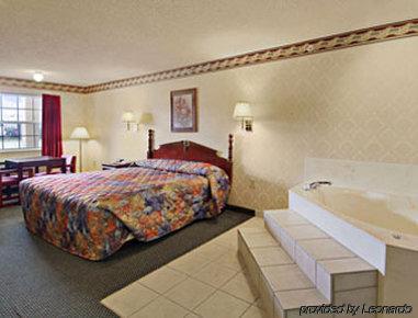 Super 8 By Wyndham Dallas South Værelse billede