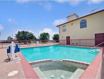 Super 8 By Wyndham Dallas South Faciliteter billede